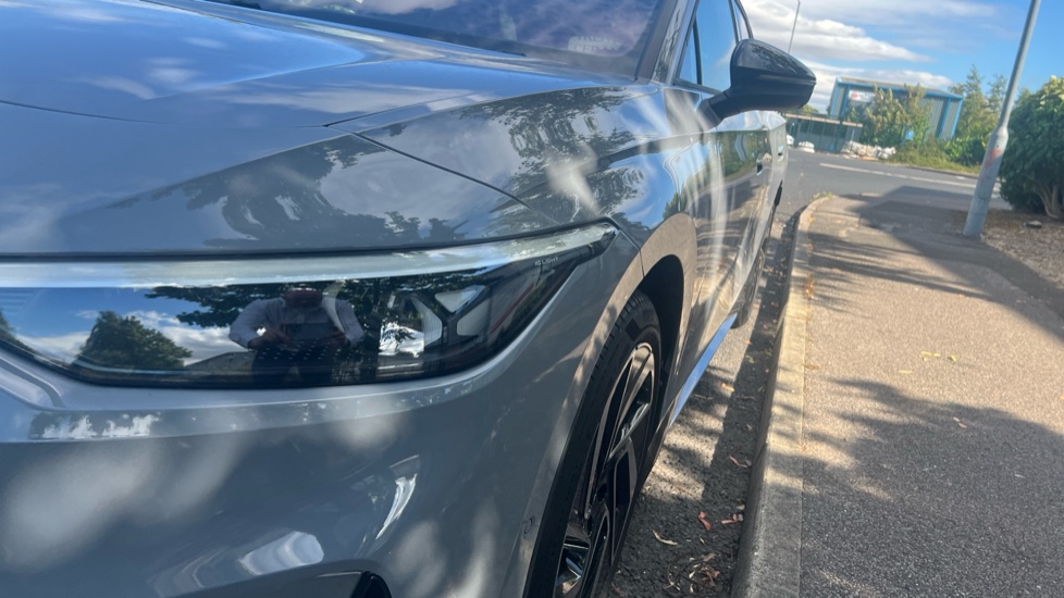 Volkswagen ID.7 210kW Match Pro S Plus 86kWh 5dr Auto Electric Estate - Image 40