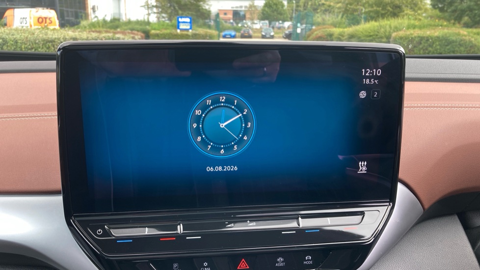 Volkswagen ID.4 150kW Max Pro Performance 77kWh 5dr Auto Electric Estate - Image 12