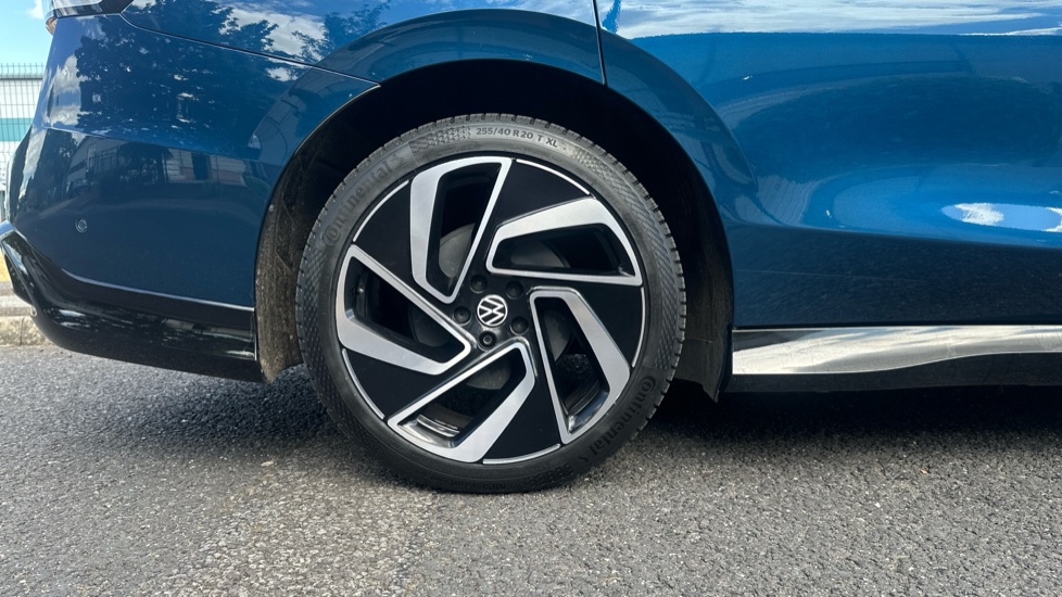 Volkswagen ID.7 210kW Launch Edition Pro 77kWh 5dr Auto Electric Hatchback - Image 7