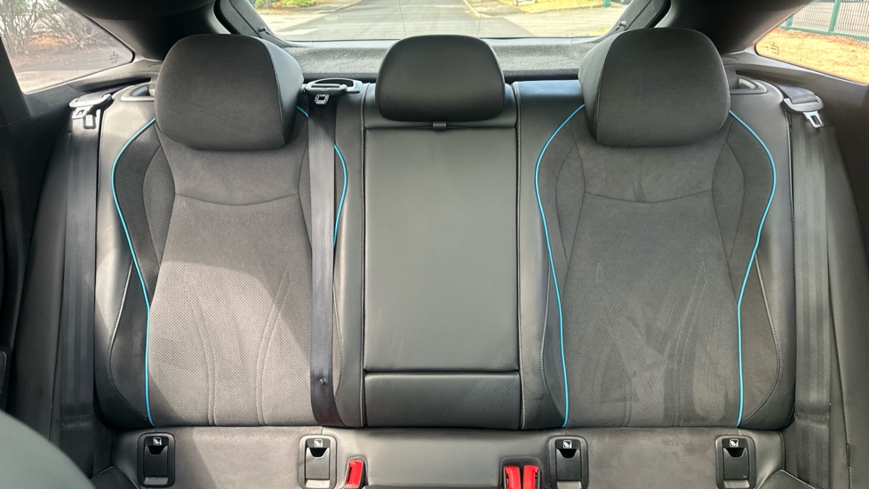 Volkswagen ID.7 210kW Launch Edition Pro 77kWh 5dr Auto Electric Hatchback - Image 15