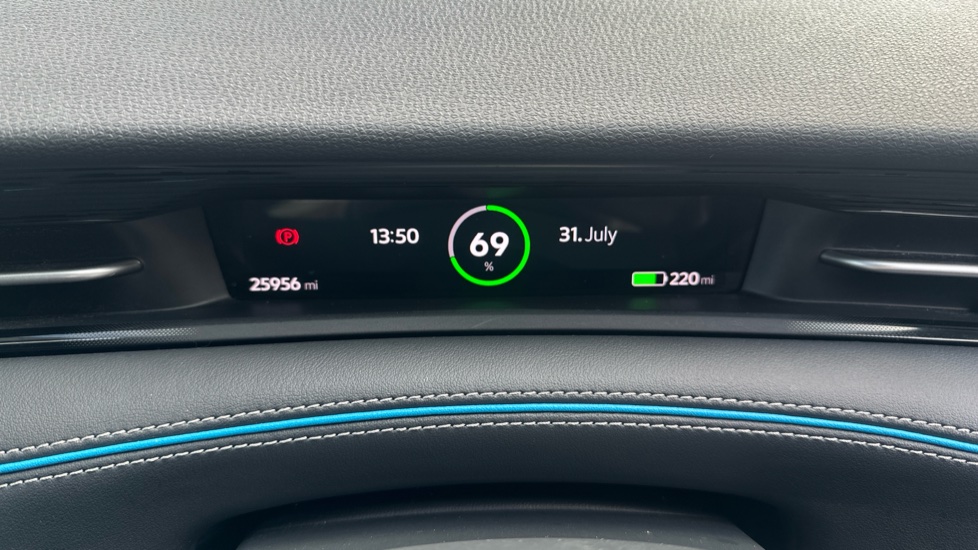 Volkswagen ID.7 210kW Launch Edition Pro 77kWh 5dr Auto Electric Hatchback - Image 18