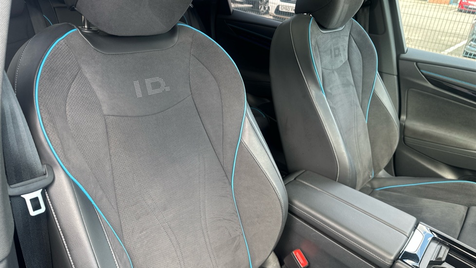 Volkswagen ID.7 210kW Launch Edition Pro 77kWh 5dr Auto Electric Hatchback - Image 24