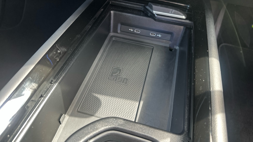 Volkswagen ID.7 210kW Launch Edition Pro 77kWh 5dr Auto Electric Hatchback - Image 37