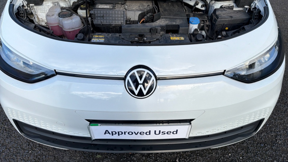 Volkswagen ID.3 150kW Life Pro Performance 58kWh 5dr Auto Electric Hatchback - Image 8