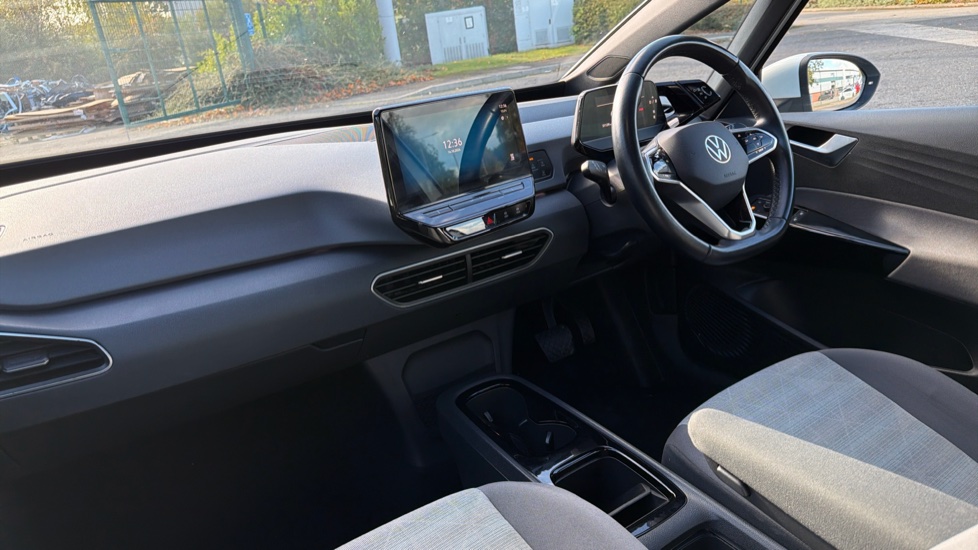 Volkswagen ID.3 150kW Life Pro Performance 58kWh 5dr Auto Electric Hatchback - Image 9