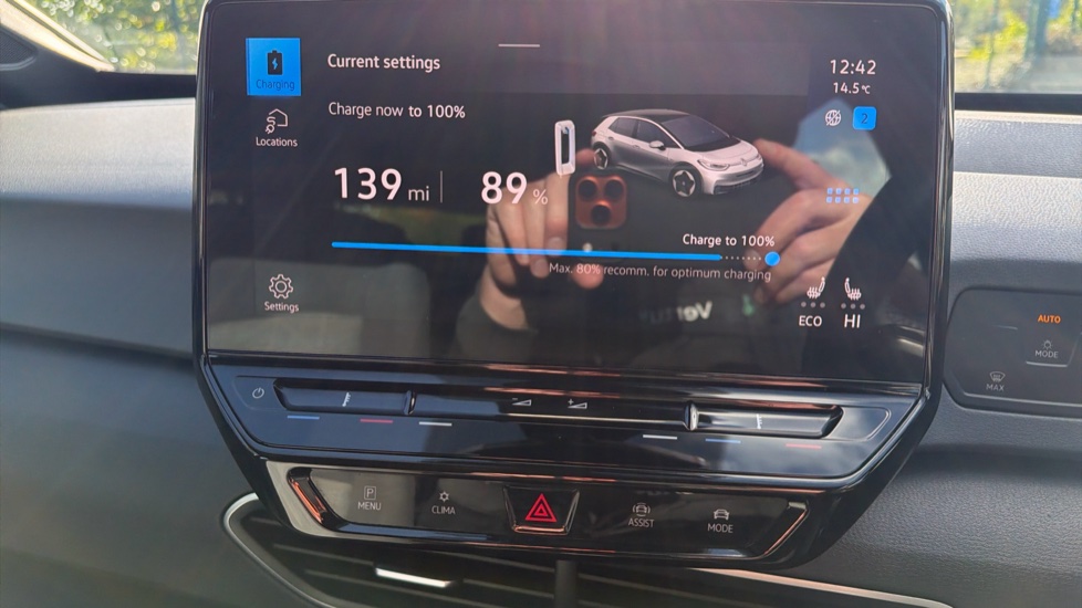 Volkswagen ID.3 150kW Life Pro Performance 58kWh 5dr Auto Electric Hatchback - Image 35