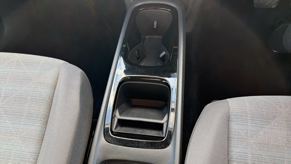 Volkswagen ID.3 150kW Life Pro Performance 58kWh 5dr Auto Electric Hatchback - Image 42