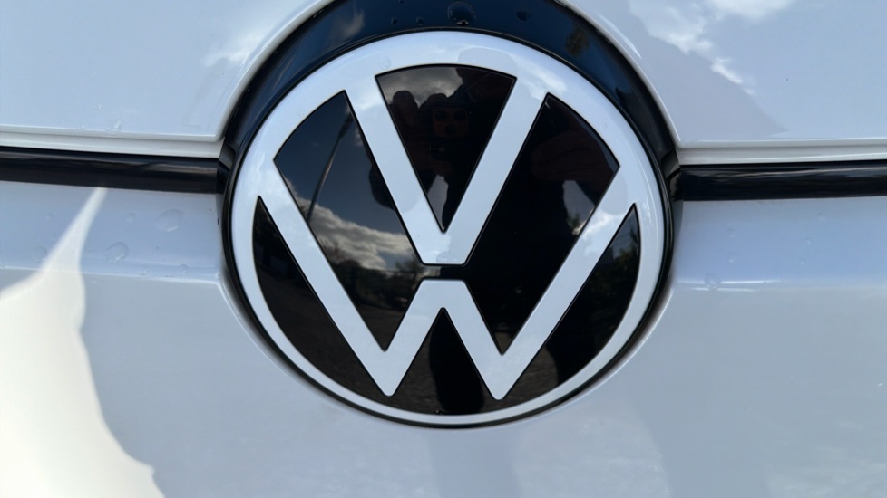 Volkswagen ID.3 150kW Life Pro Performance 58kWh 5dr Auto Electric Hatchback - Image 45