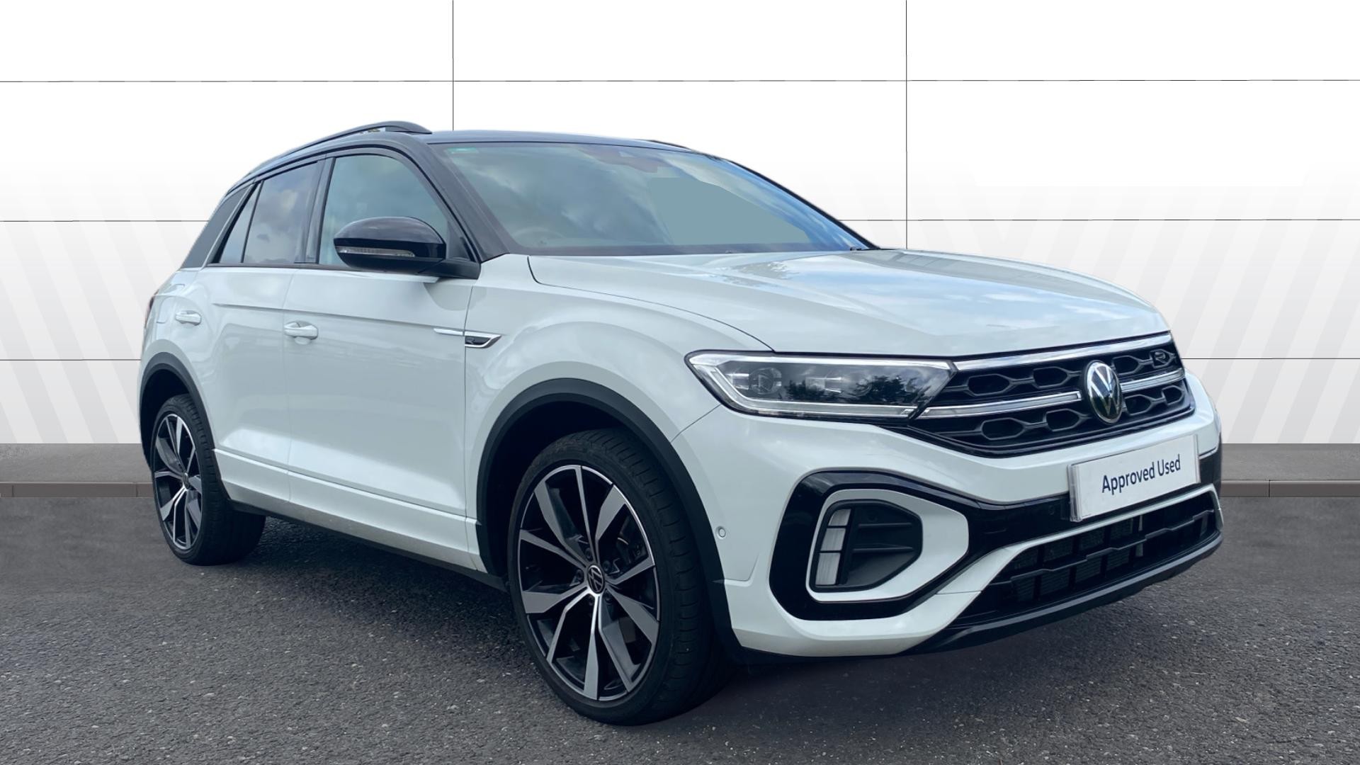 Volkswagen T-Roc listing photo