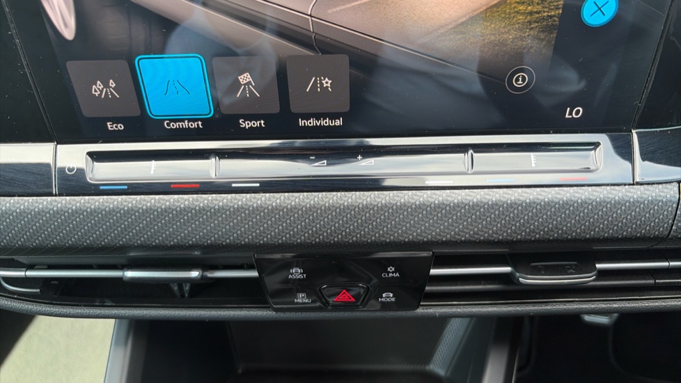 Volkswagen Golf 1.5 TSI 150 R-Line 5dr Petrol Hatchback - Image 50