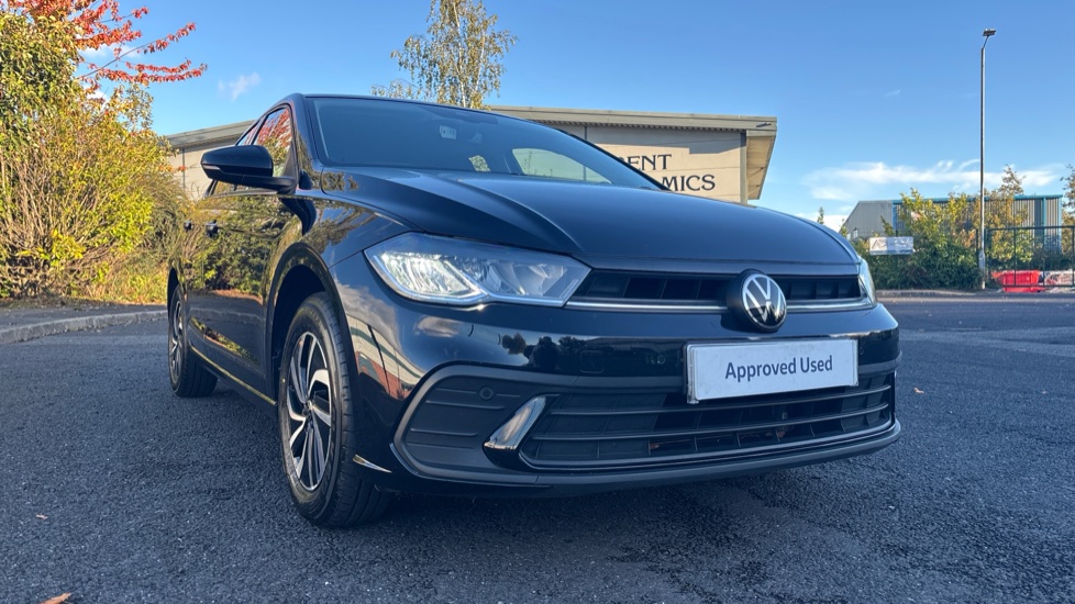 Volkswagen Polo 1.0 TSI Life 5dr Petrol Hatchback - Image 38