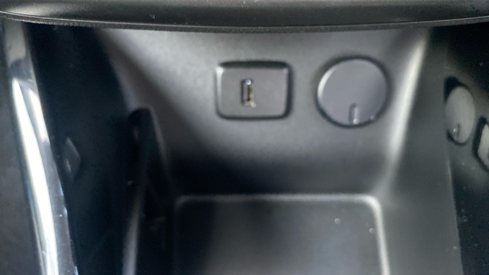 Vauxhall Adam 1.2i Energised 3dr Petrol Hatchback - Image 34