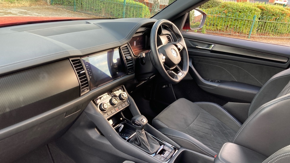 Skoda Kodiaq 2.0 TSI 190 Sport Line 4x4 5dr DSG [7 Seat] Petrol Estate - Image 9