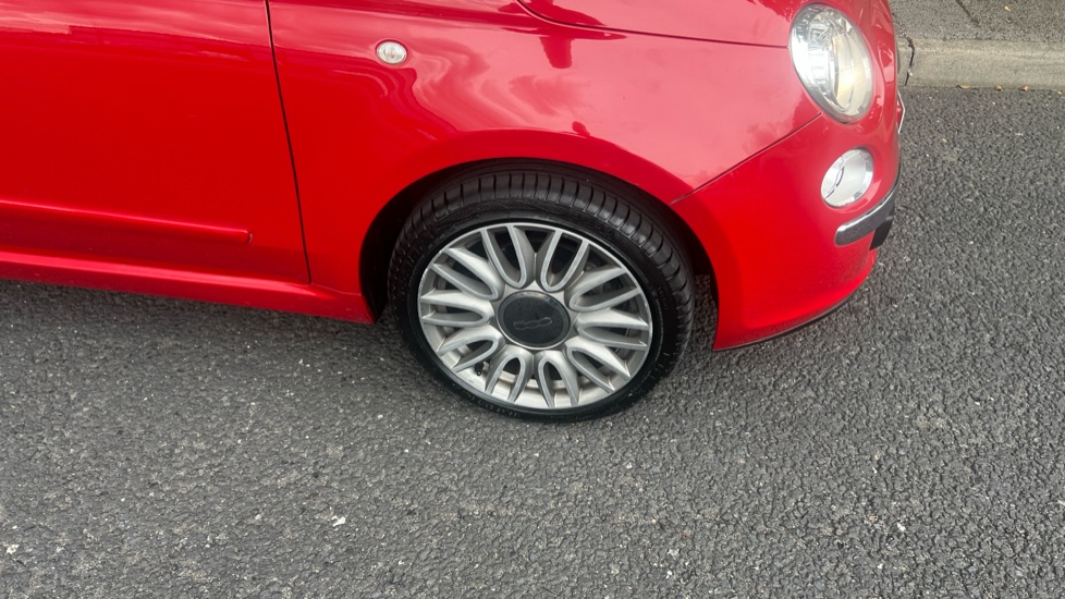 Fiat 500 1.2 Cult 3dr Petrol Hatchback - Image 34
