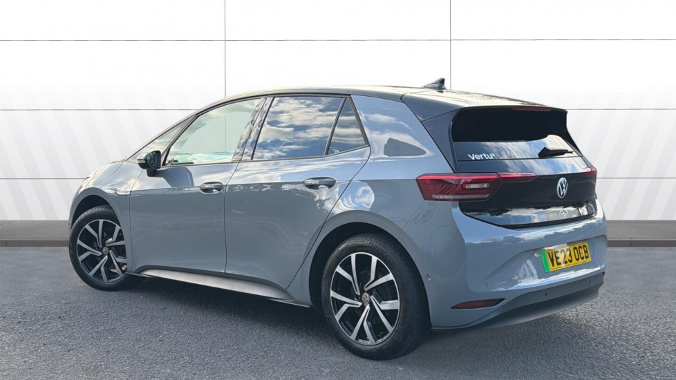 Volkswagen ID.3 150kW Family Pro Performance 58kWh 5dr Auto Electric Hatchback - Image 2
