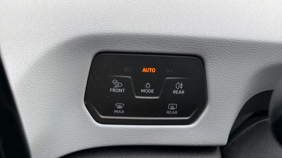 Volkswagen ID.3 150kW Family Pro Performance 58kWh 5dr Auto Electric Hatchback - Image 48