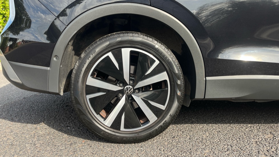 Volkswagen Tiguan 1.5 eTSI 150 Elegance 5dr DSG Petrol Estate - Image 7
