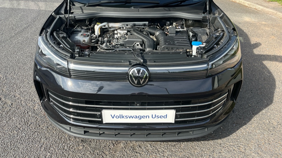 Volkswagen Tiguan 1.5 eTSI 150 Elegance 5dr DSG Petrol Estate - Image 8