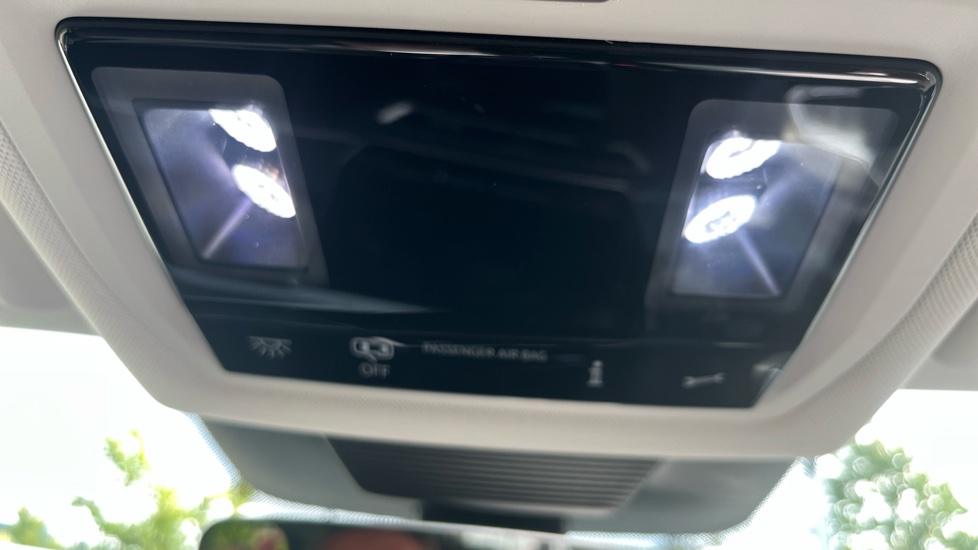 Volkswagen Tiguan 1.5 eTSI 150 Elegance 5dr DSG Petrol Estate - Image 35