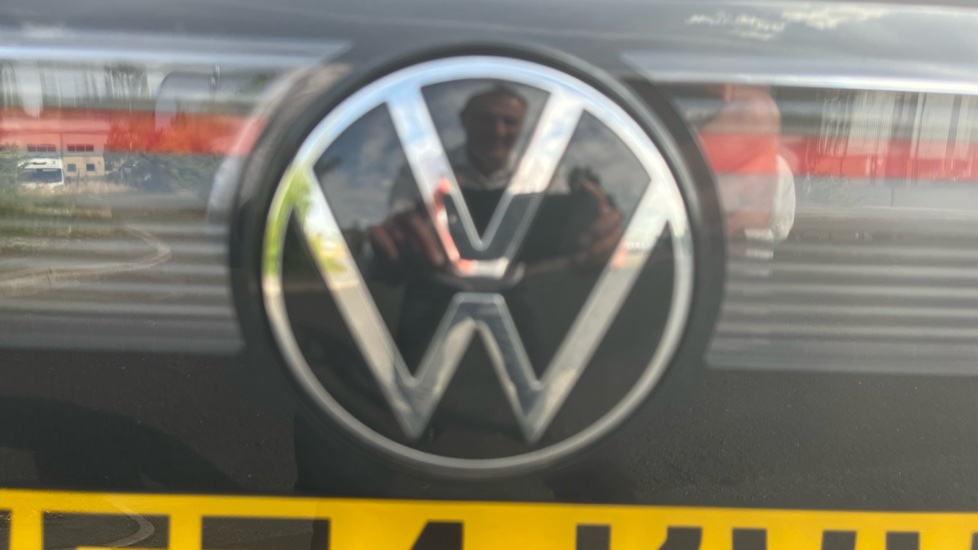 Volkswagen Tiguan 1.5 eTSI 150 Elegance 5dr DSG Petrol Estate - Image 48