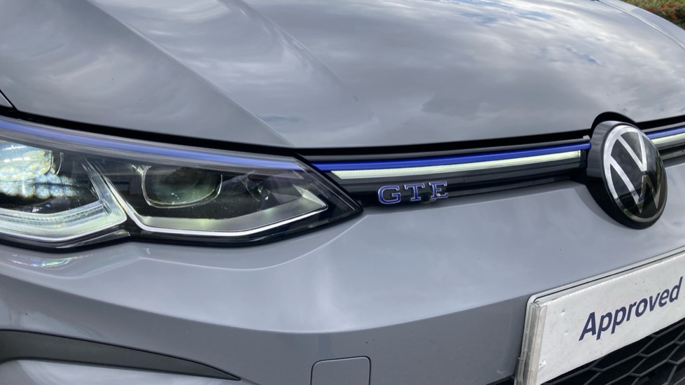 Volkswagen Golf 1.4 TSI GTE 5dr DSG Hatchback - Image 68