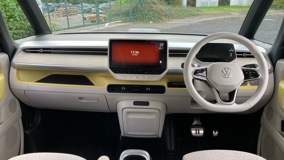 Volkswagen ID. Buzz 150kW Style Pro 77kWh 5dr Auto Electric Estate - Image 10