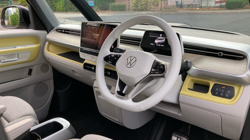 Volkswagen ID. Buzz 150kW Style Pro 77kWh 5dr Auto Electric Estate - Image 11