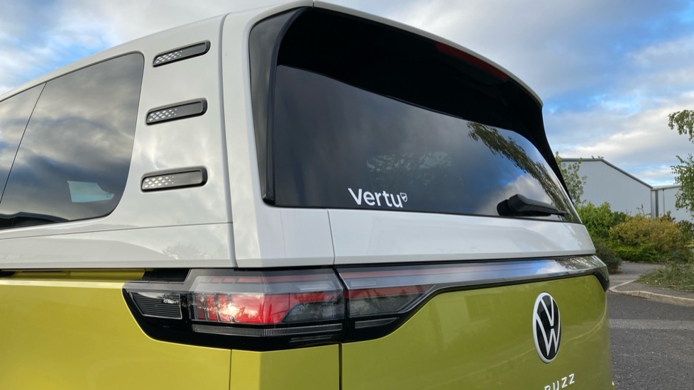 Volkswagen ID. Buzz 150kW Style Pro 77kWh 5dr Auto Electric Estate - Image 27