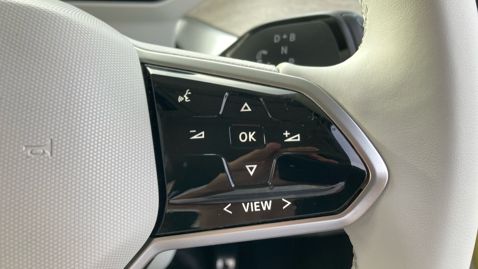Volkswagen ID. Buzz 150kW Style Pro 77kWh 5dr Auto Electric Estate - Image 36