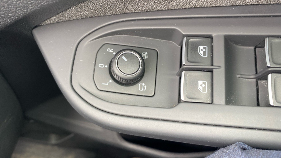 Volkswagen Golf 1.5 TSI Match 5dr Petrol Hatchback - Image 50