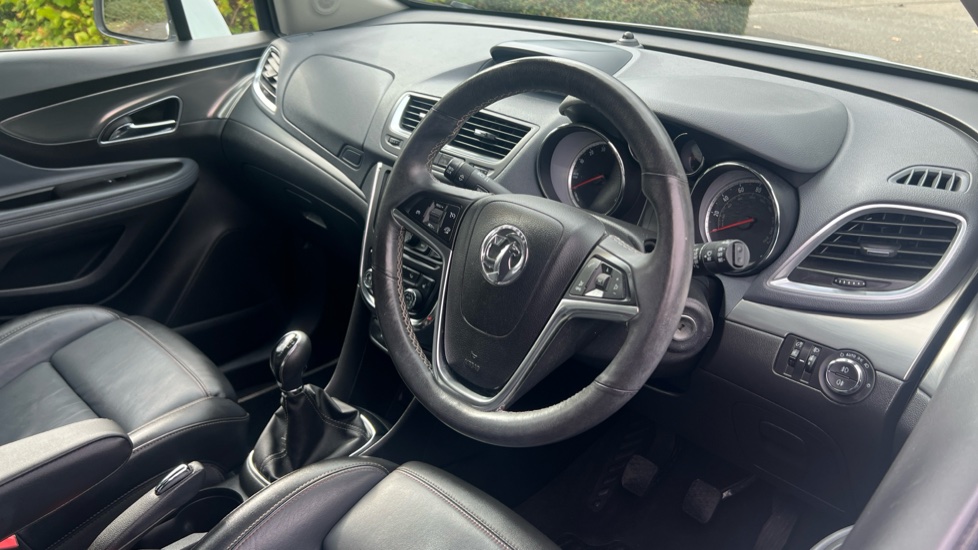 Vauxhall Mokka 1.6i SE 5dr Petrol Hatchback - Image 11