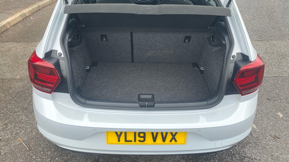 Volkswagen Polo 1.0 TSI 95 SE 5dr Petrol Hatchback - Image 4
