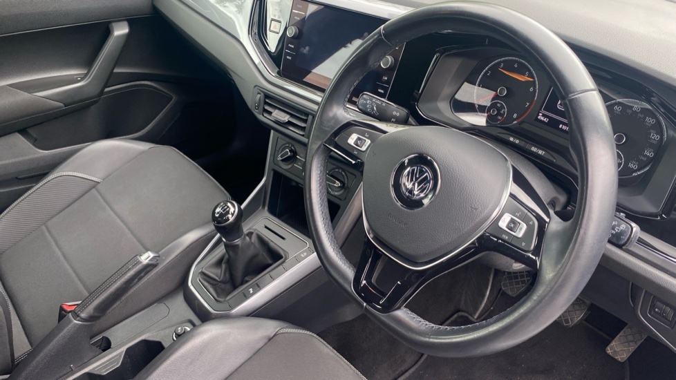 Volkswagen Polo 1.0 TSI 95 SE 5dr Petrol Hatchback - Image 11