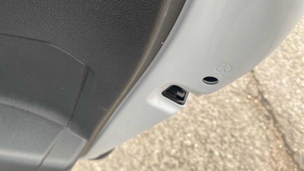 Volkswagen Polo 1.0 TSI 95 SE 5dr Petrol Hatchback - Image 49