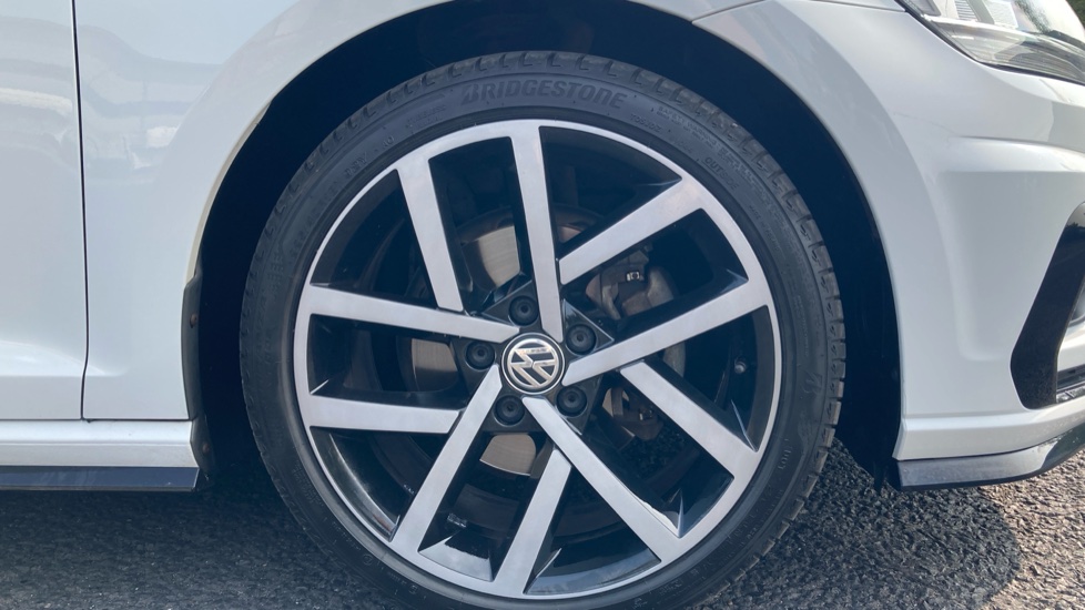 Volkswagen Golf 1.5 TSI EVO 150 R-Line 5dr DSG Petrol Hatchback - Image 7
