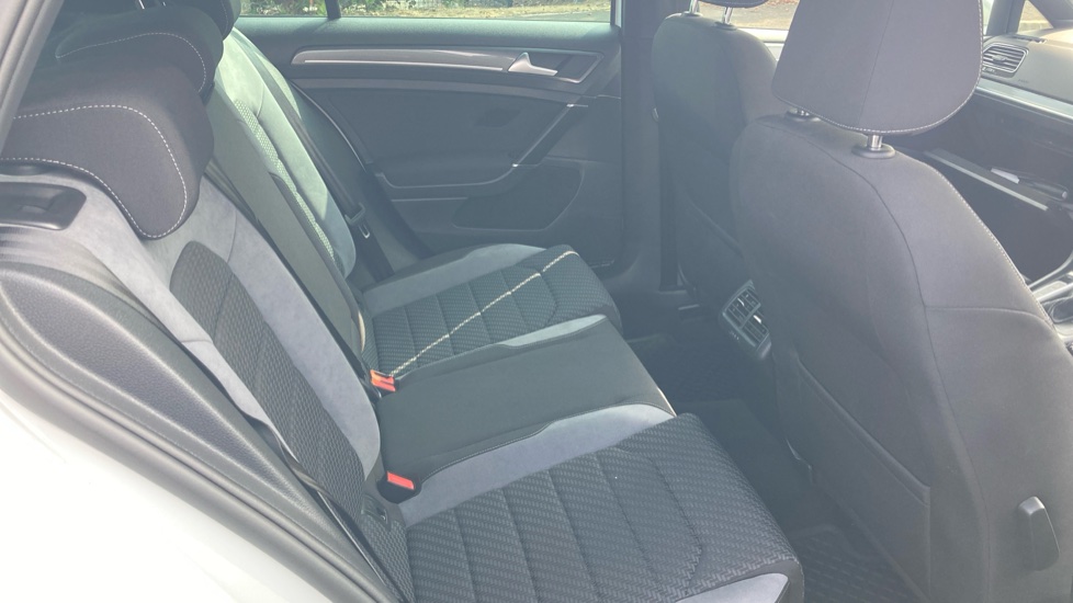 Volkswagen Golf 1.5 TSI EVO 150 R-Line 5dr DSG Petrol Hatchback - Image 16