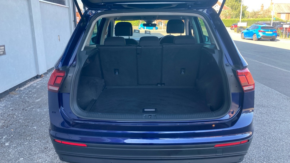 Volkswagen Tiguan 2.0 TDi 150 Match 5dr DSG Diesel Estate - Image 4