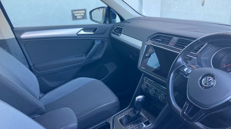 Volkswagen Tiguan 2.0 TDi 150 Match 5dr DSG Diesel Estate - Image 14
