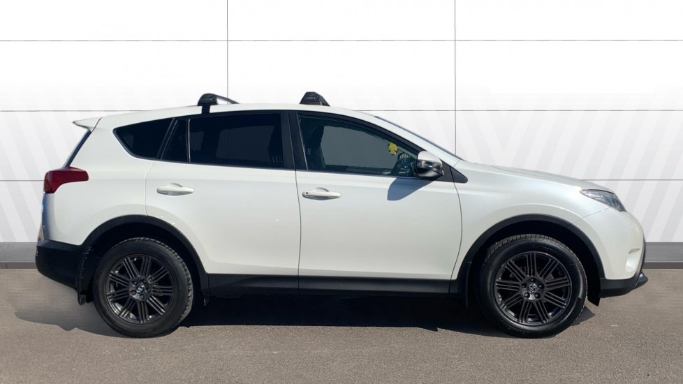Toyota Rav 4 2.0 D-4D Icon 5dr Diesel Estate - Image 5