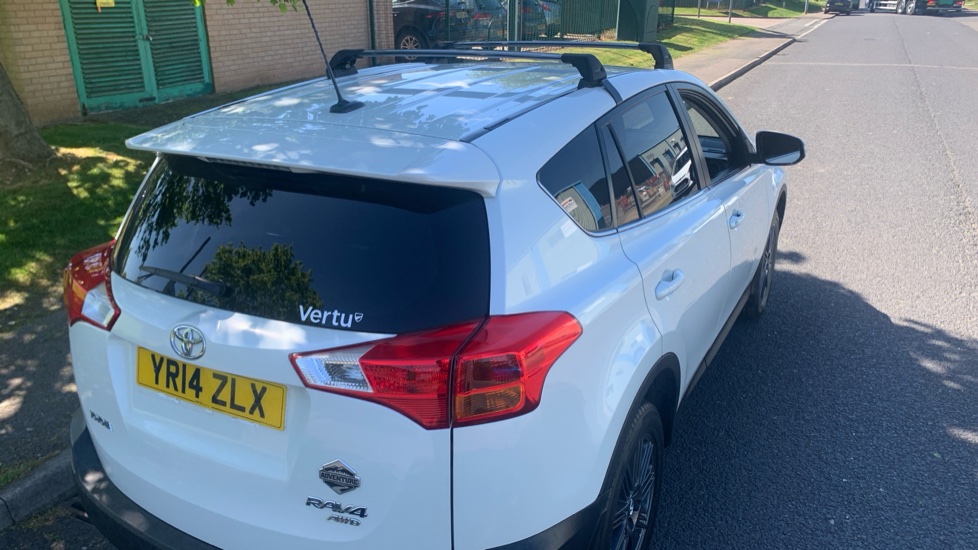 Toyota Rav 4 2.0 D-4D Icon 5dr Diesel Estate - Image 45