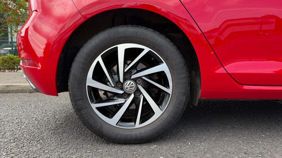 Volkswagen Golf 1.5 TSI EVO 150 Match 5dr DSG Petrol Hatchback - Image 7