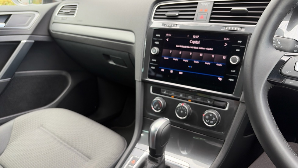 Volkswagen Golf 1.5 TSI EVO 150 Match 5dr DSG Petrol Hatchback - Image 14