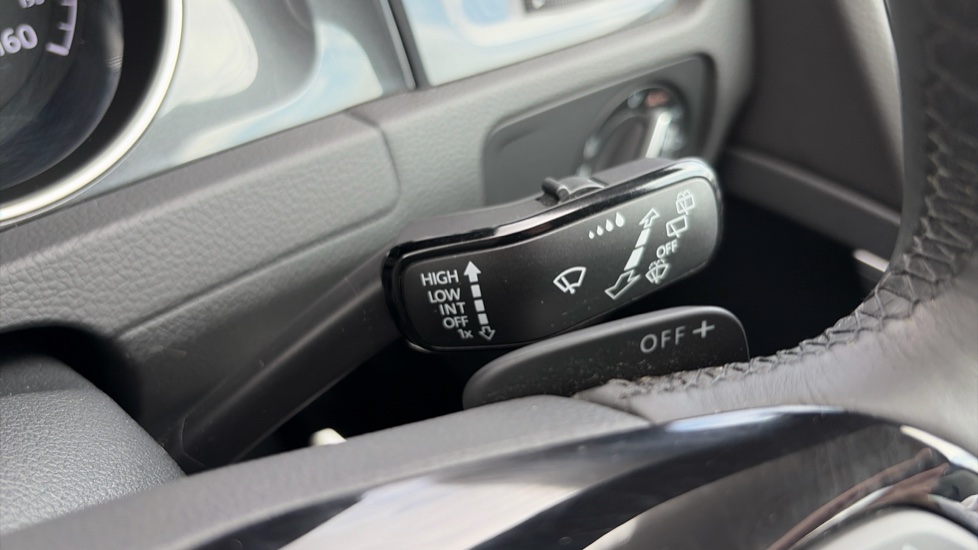 Volkswagen Golf 1.5 TSI EVO 150 Match 5dr DSG Petrol Hatchback - Image 28