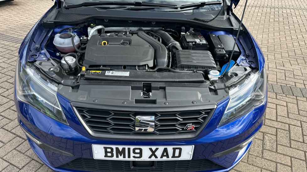 SEAT Leon 1.5 TSI EVO 150 FR Black Edition [EZ] 5dr Petrol Hatchback - Image 8