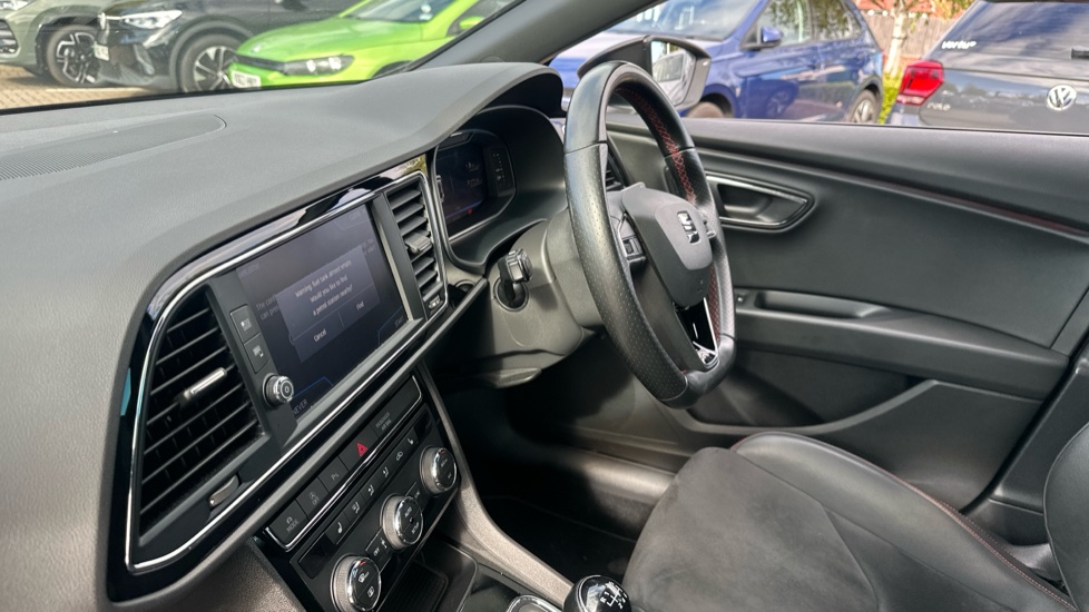 SEAT Leon 1.5 TSI EVO 150 FR Black Edition [EZ] 5dr Petrol Hatchback - Image 21