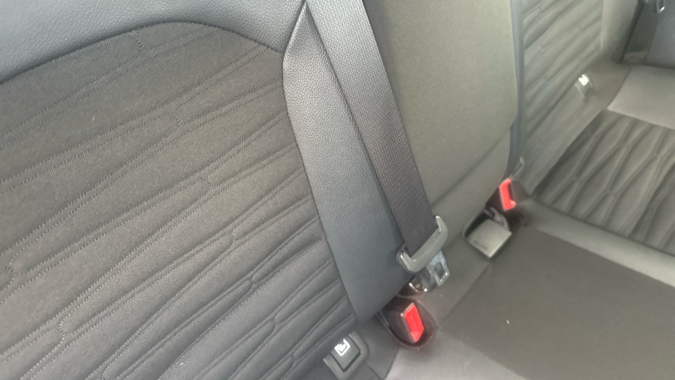 Kia Pro Ceed 1.5T GDi ISG GT-Line 5dr Petrol Estate - Image 17