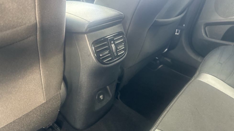 Kia Pro Ceed 1.5T GDi ISG GT-Line 5dr Petrol Estate - Image 23