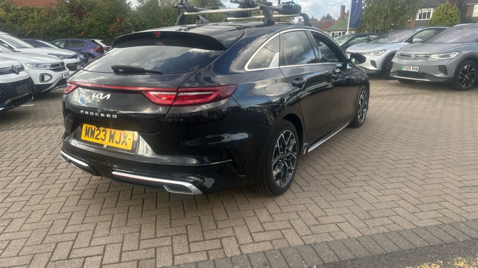 Kia Pro Ceed 1.5T GDi ISG GT-Line 5dr Petrol Estate - Image 33