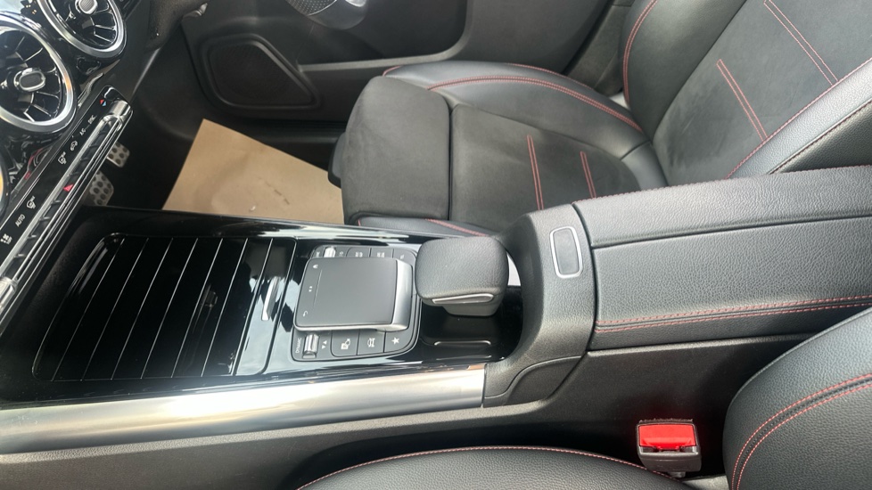 Mercedes-Benz GLA 200 AMG Line Executive 5dr Auto Petrol Hatchback - Image 22