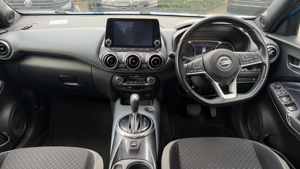 Nissan Juke 1.0 DiG-T 114 N-Connecta 5dr DCT Petrol Hatchback - Image 10